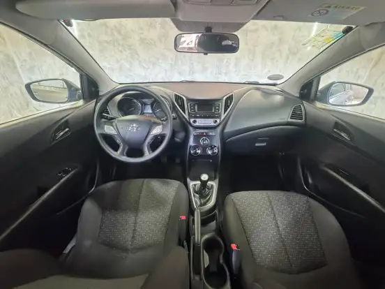 HYUNDAI-HB20-2017