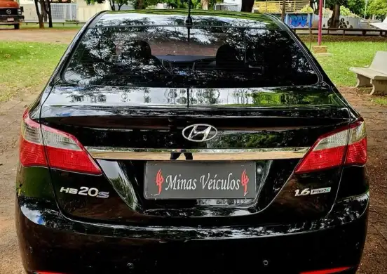 HYUNDAI-HB20-2015