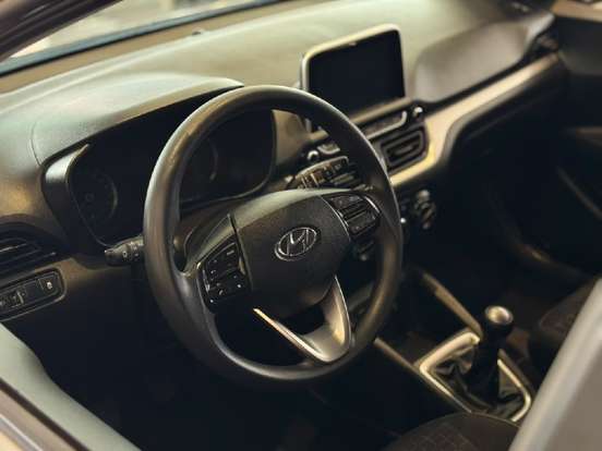 HYUNDAI-HB20-2024