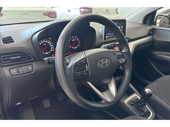 HYUNDAI-HB20-2025