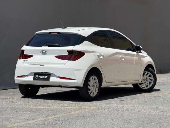 HYUNDAI-HB20-2022