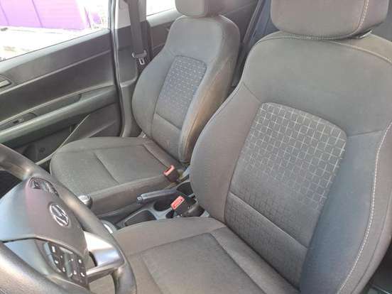 HYUNDAI-HB20-2024