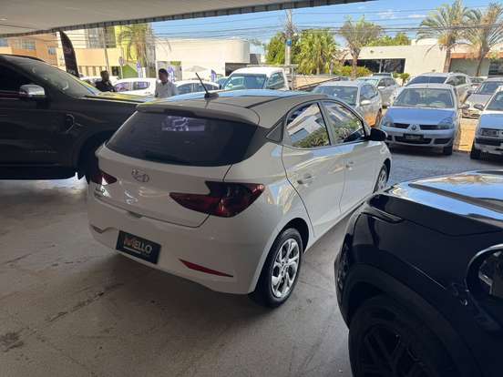 HYUNDAI-HB20-2021