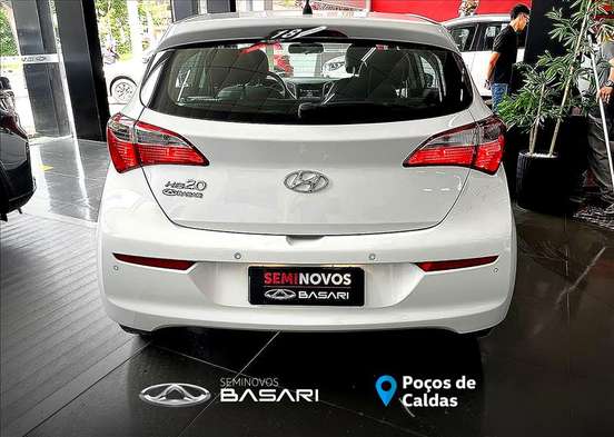 HYUNDAI-HB20-2017
