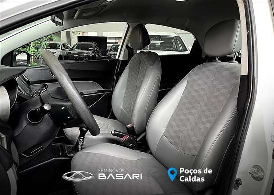 HYUNDAI-HB20-2017