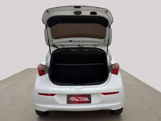 HYUNDAI-HB20-1.0 COMFORT 12V FLEX 4P MANUAL HYUNDAI-HB20-2015