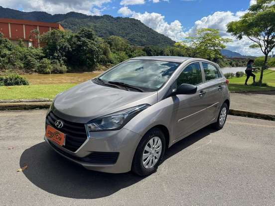 HYUNDAI-HB20-1.0 COMFORT PLUS 12V FLEX 4P MANUAL HYUNDAI-HB20-2017