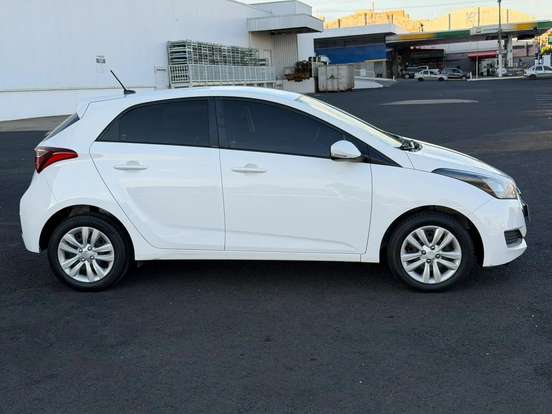 HYUNDAI-HB20-2019