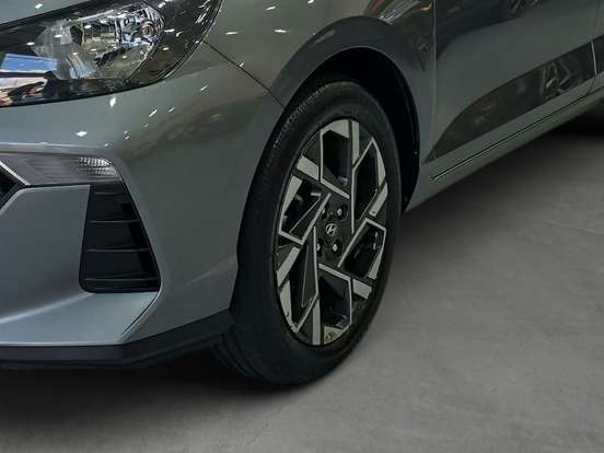 HYUNDAI-HB20-2023