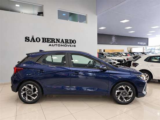 HYUNDAI-HB20-2023