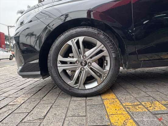 HYUNDAI-HB20-2024