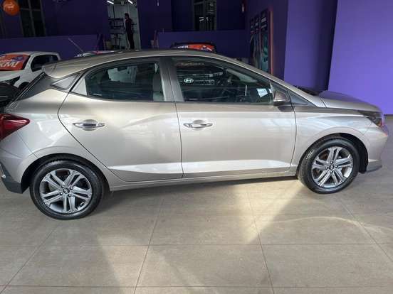 HYUNDAI-HB20-2025