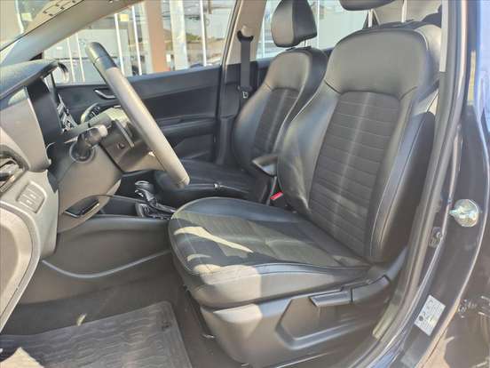 HYUNDAI-HB20-2023