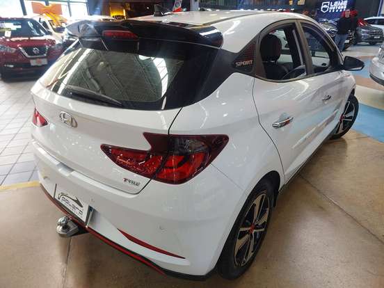 HYUNDAI-HB20-2022