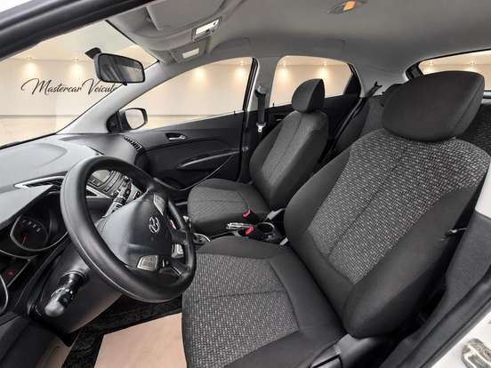 HYUNDAI-HB20-2018