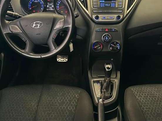 HYUNDAI-HB20-1.6 PREMIUM 16V FLEX 4P AUTOMÁTICO HYUNDAI-HB20-2017