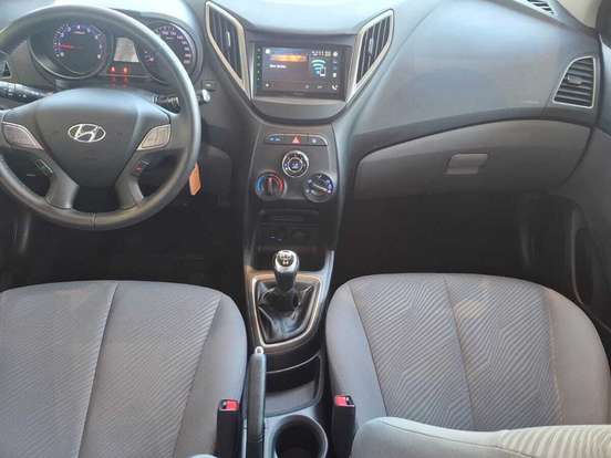 HYUNDAI-HB20-1.6 PREMIUM 16V FLEX 4P MANUAL HYUNDAI-HB20-2014