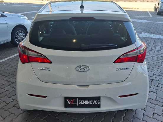 HYUNDAI-HB20-1.6 PREMIUM 16V FLEX 4P MANUAL HYUNDAI-HB20-2014