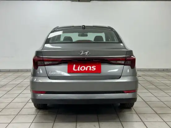 HYUNDAI-HB20S-2025