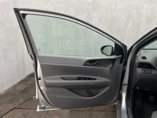 HYUNDAI-HB20S-2025