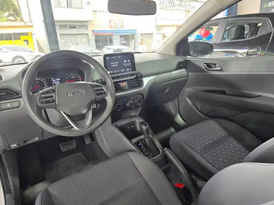 HYUNDAI-HB20S-2023