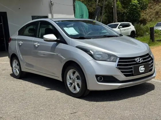 HYUNDAI HB20S 1.6 COMFORT STYLE 16V FLEX 4P MANUAL