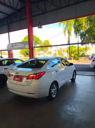 HYUNDAI-HB20S-2015