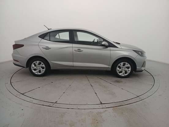 HYUNDAI-HB20S-2025