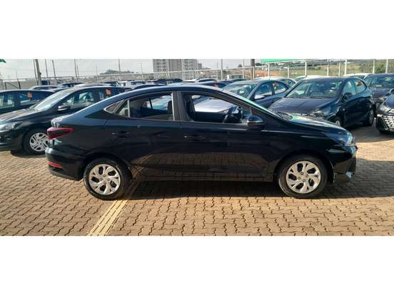HYUNDAI-HB20S-2025
