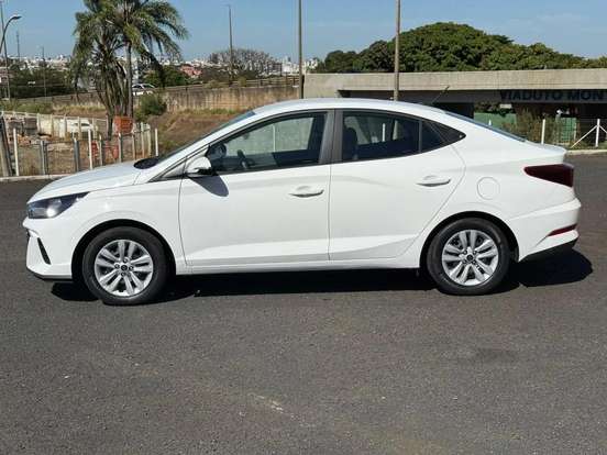HYUNDAI-HB20S-2025