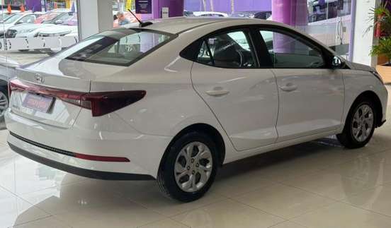 HYUNDAI-HB20S-2024