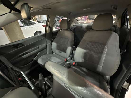 HYUNDAI-HB20S-2025