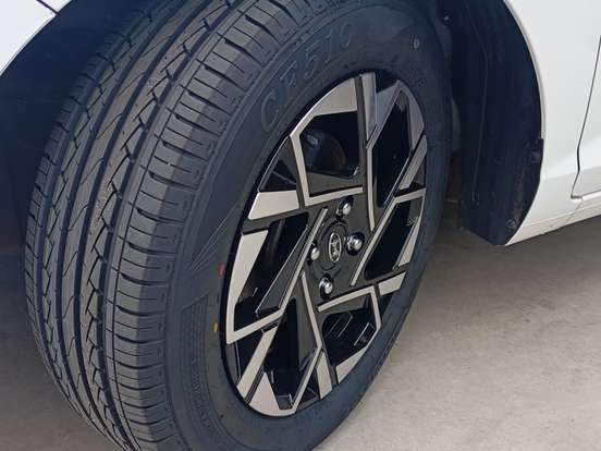 HYUNDAI-HB20S-1.0 12V FLEX COMFORT PLUS MANUAL HYUNDAI-HB20S-2024