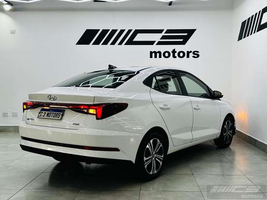 HYUNDAI-HB20S-1.0 12V FLEX COMFORT PLUS MANUAL HYUNDAI-HB20S-2023