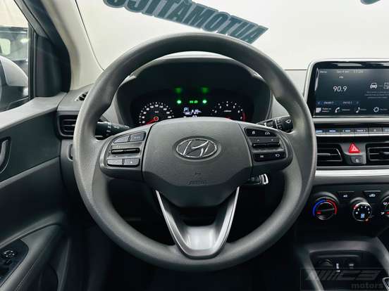 HYUNDAI-HB20S-1.0 12V FLEX COMFORT PLUS MANUAL HYUNDAI-HB20S-2023