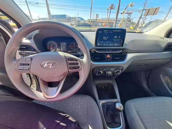HYUNDAI-HB20S-2025