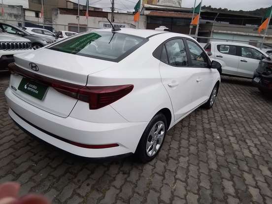 HYUNDAI-HB20S-2025