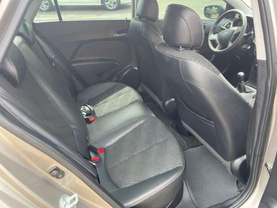 HYUNDAI-HB20S-1.0 COPA DO MUNDO FIFA 12V FLEX 4P MANUAL HYUNDAI-HB20S-2018
