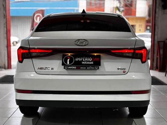 HYUNDAI-HB20S-2023