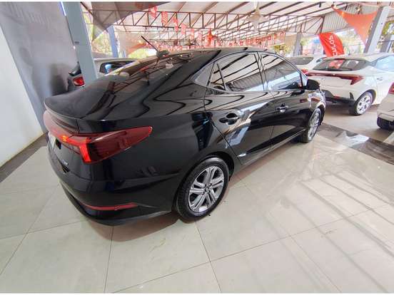HYUNDAI-HB20S-2024