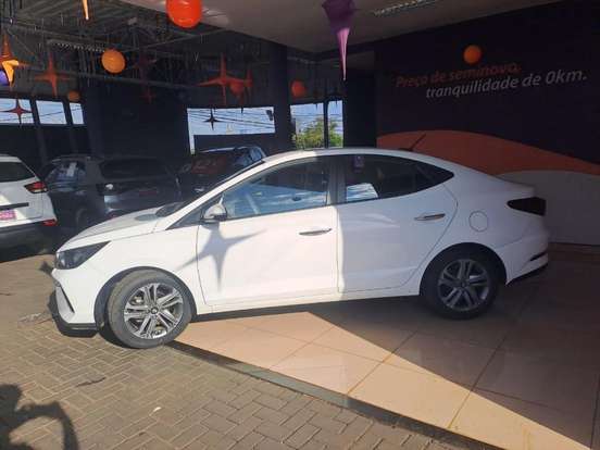 HYUNDAI-HB20S-2025