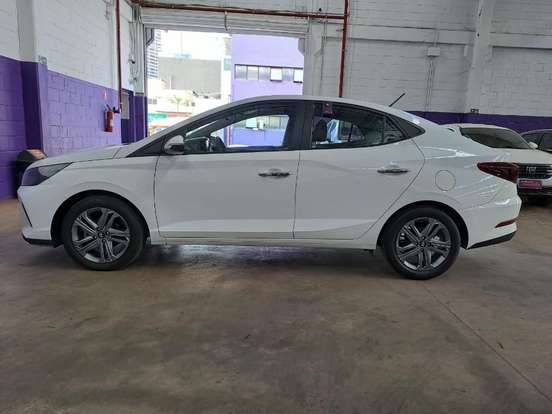 HYUNDAI-HB20S-2025
