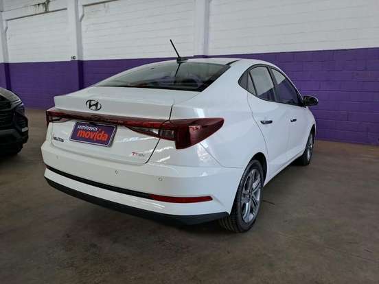 HYUNDAI-HB20S-2025