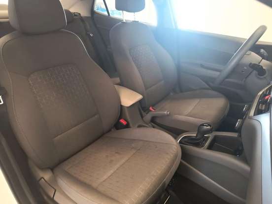 HYUNDAI-HB20S-2025