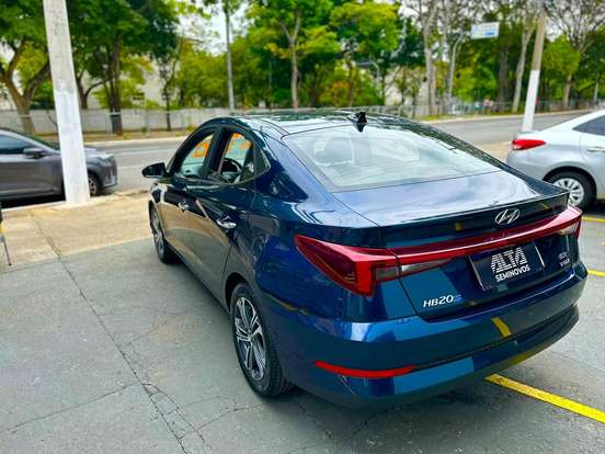 HYUNDAI-HB20S-2023
