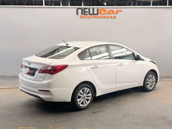 HYUNDAI-HB20S-1.6 COMFORT PLUS 16V FLEX 4P AUTOMÁTICO HYUNDAI-HB20S-2017