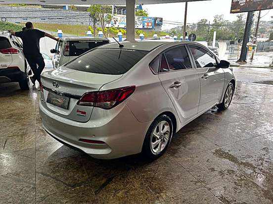 HYUNDAI-HB20S-1.6 PREMIUM 16V FLEX 4P AUTOMÁTICO HYUNDAI-HB20S-2017
