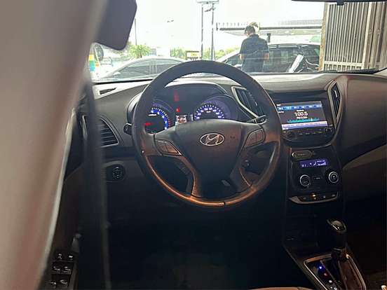 HYUNDAI-HB20S-1.6 PREMIUM 16V FLEX 4P AUTOMÁTICO HYUNDAI-HB20S-2017