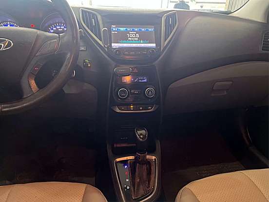 HYUNDAI-HB20S-1.6 PREMIUM 16V FLEX 4P AUTOMÁTICO HYUNDAI-HB20S-2017