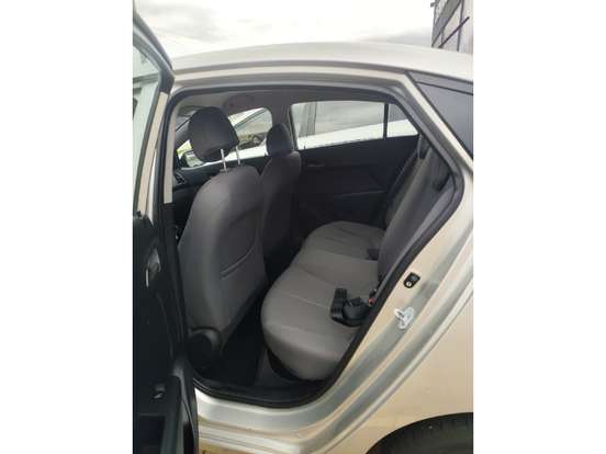 HYUNDAI-HB20S-2013